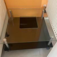 Tavolino quadrato in vetro temperato