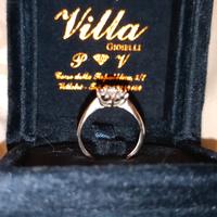 anello con diamanti 