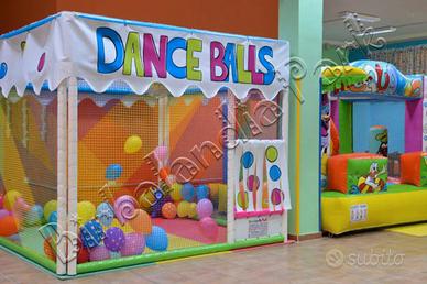 Vasche e Piscine con Palline per Sale Feste Bimbi