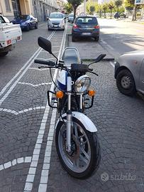 Moto guzzi v 50