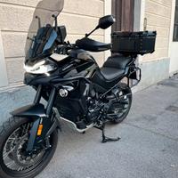 Cf moto 800