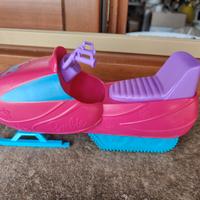 Arctic Barbie Mattel motoslitta