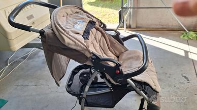 passeggino chicco pick up