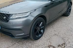 Range rover velar