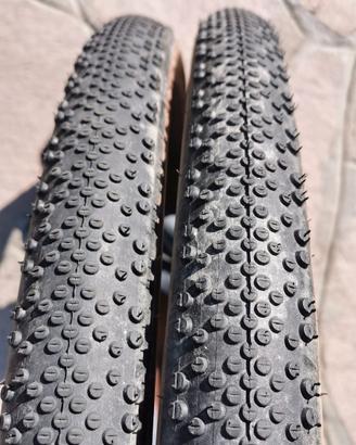 COPERTONI GRAVEL SCHWALBE G-ONE BITE 45-622