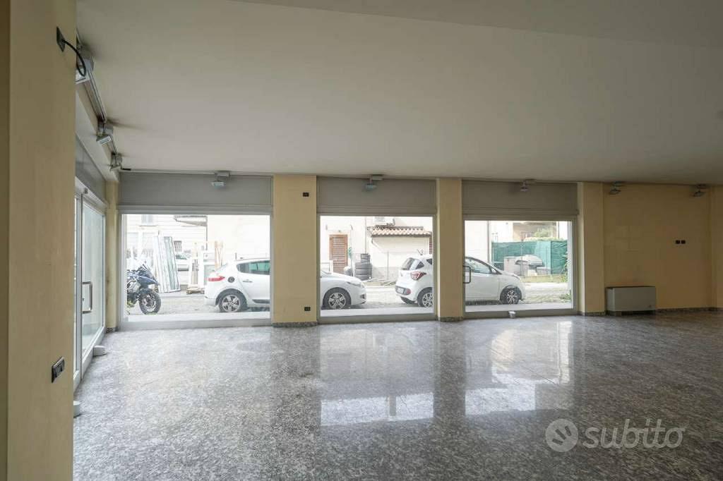 Immobile di 208 m² con 1 locale a Bergamo - Vista 4