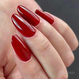 Estetista,onicotecnica, receptionist