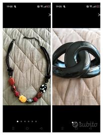 Collana più bracciale. 