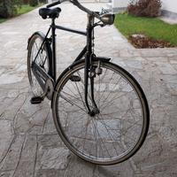 Bicicletta vintage con freni a bacchetta