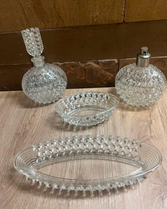 Servizio da toletta vintage in vetro