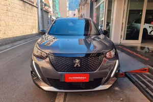 Peugeot 2008 BlueHDi 130 S&S EAT8 Allure AUTOMATIC