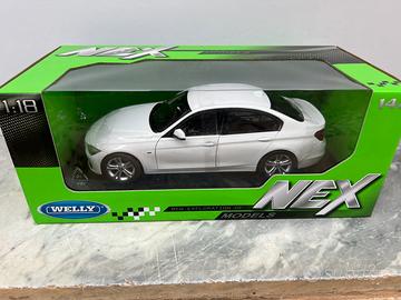 Bmw 335 I del 2010 White  1:18 Welly 1/18
