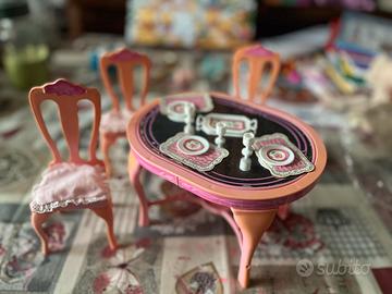 Tavolo piu sedie barbie
