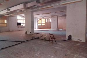 Immobile di 400 m² con 1 locale a Ladispoli