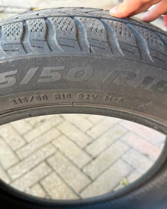 4 gomme Pirelli Sottozero 215 50 R18