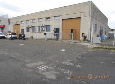Capannone a Ozzano dell'Emilia