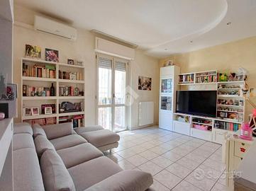 3 LOCALI A PADERNO D'ADDA