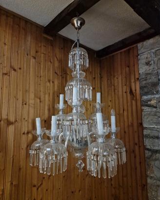 Lampadario con gocce in cristallo 