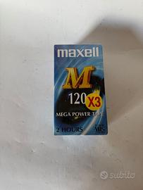 3 VIDEOCASSETTE VHS VERGINI MAXELL M 120 MINUTI