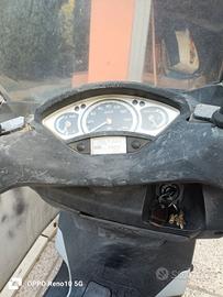 scooter Yamaha 250 Xmax 
