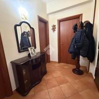 2 LOCALI A MARANO DI NAPOLI