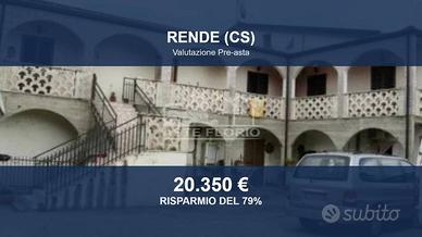 Immobile in asta di 131 m² con box auto a Rende