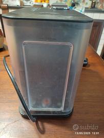 Macchina per caffè e cappuccino, Nespresso De Lon