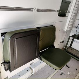 Coppia di sedili pieghevoli simil pelle