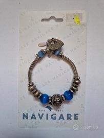 Bracciale Navigare inciso con ciondoli
