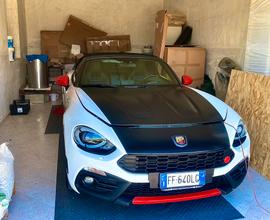 Abarth 124 spider