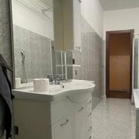 Mobiletto lavandino bagno