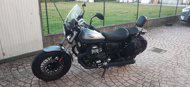 Moto Guzzi V9 Bobber