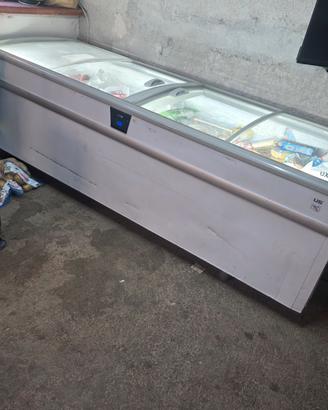 arredamento pizzeria