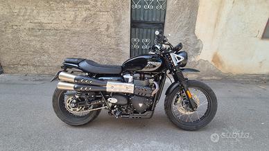 Triumph scrambler 900