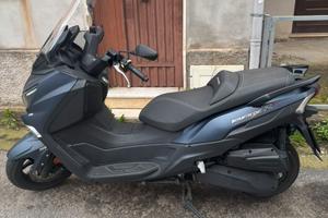 Sym Joymax Z+  2023 (patente A2)