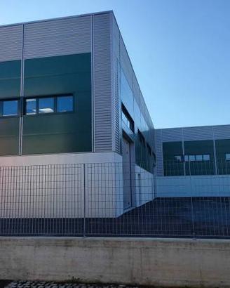 Immobile di 1100 m² a Orbassano