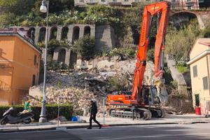 Escavatore da demolizione Doosan dx 340