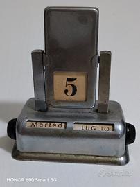 Calendario Perpetuo metallo vintage