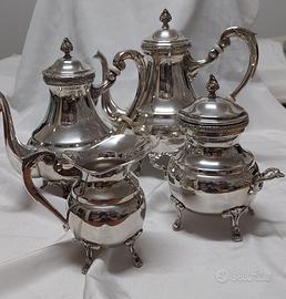 Servizio da the in argento 900