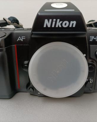 Fotocamera analogica NIKON AF 801 S solo corpo