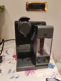 De'Longhi EN 560.B Nespresso Lattissima Touch