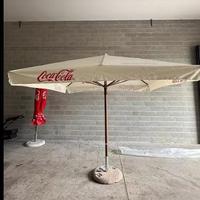 Ombrellone cocacola bar