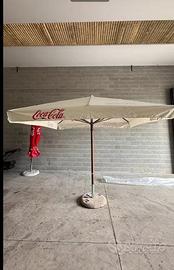 Ombrellone cocacola bar