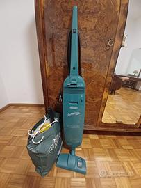 Scopa elettrica DeLonghi