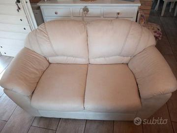 Divano Due Posti Ecopelle