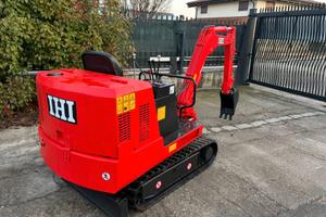 E284 - Escavatore 15 q IHI