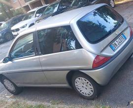 Lancia y - 2000