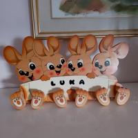 Attaccapanni in legno per stanza bambini 
