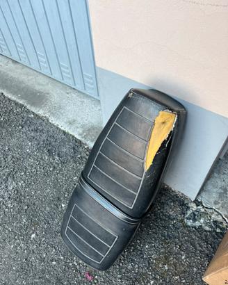 Ricambi vespa (sella, fianchetti, copristerzo)