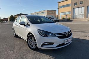 Opel Astra 1.6 CDTi 136CV